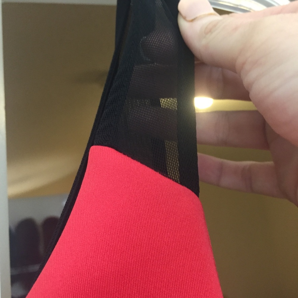 Red Dress 👗 - Picture 4 of 5